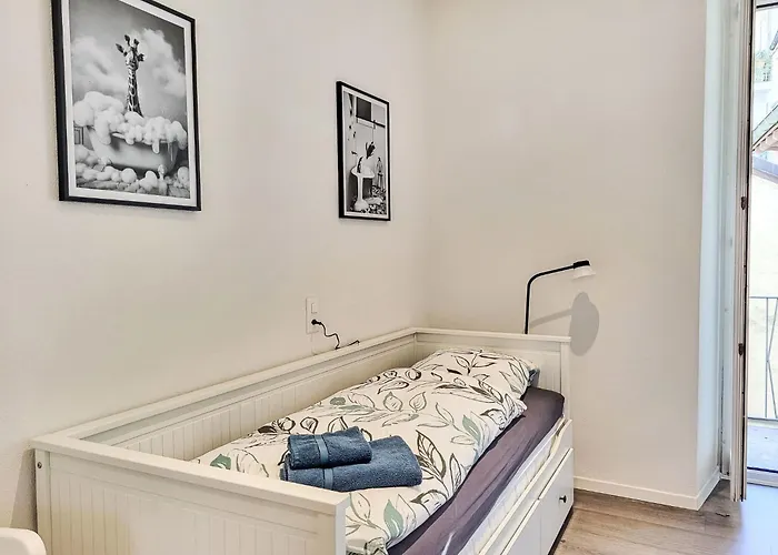 דירה White Apt-1 By Interhome לוקרנו