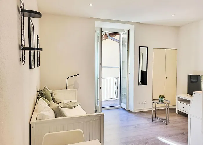 White Apt-1 By Interhome * Λοκάρνο